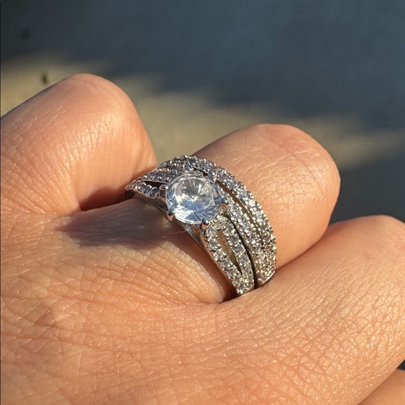 Jewelry - Wedding Engagement Elegant Silver Sparkle Pave Ring w Band Set Size 7